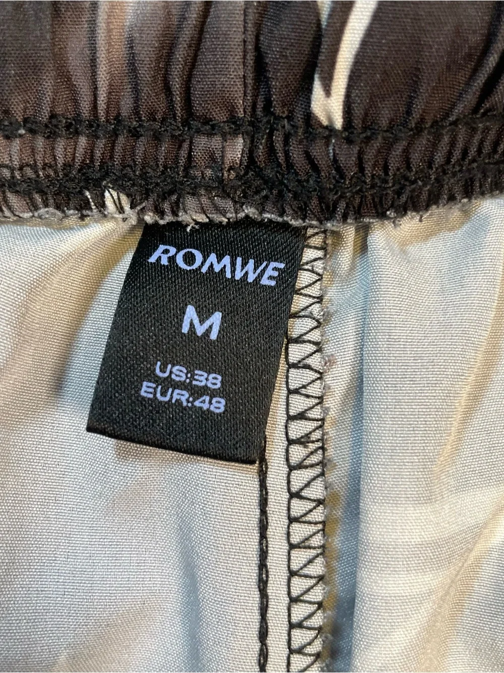 ROMWE Y2K Celestial Star Print Shorts Black White Soft Grunge Aesthetic M